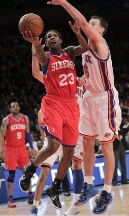 虽然阿诺德 虽然阿诺德